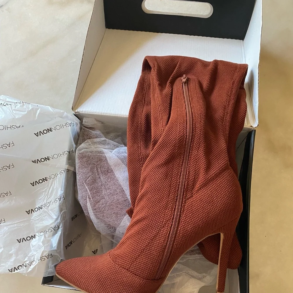 Fashion Nova Over The Knee Boots!🧡